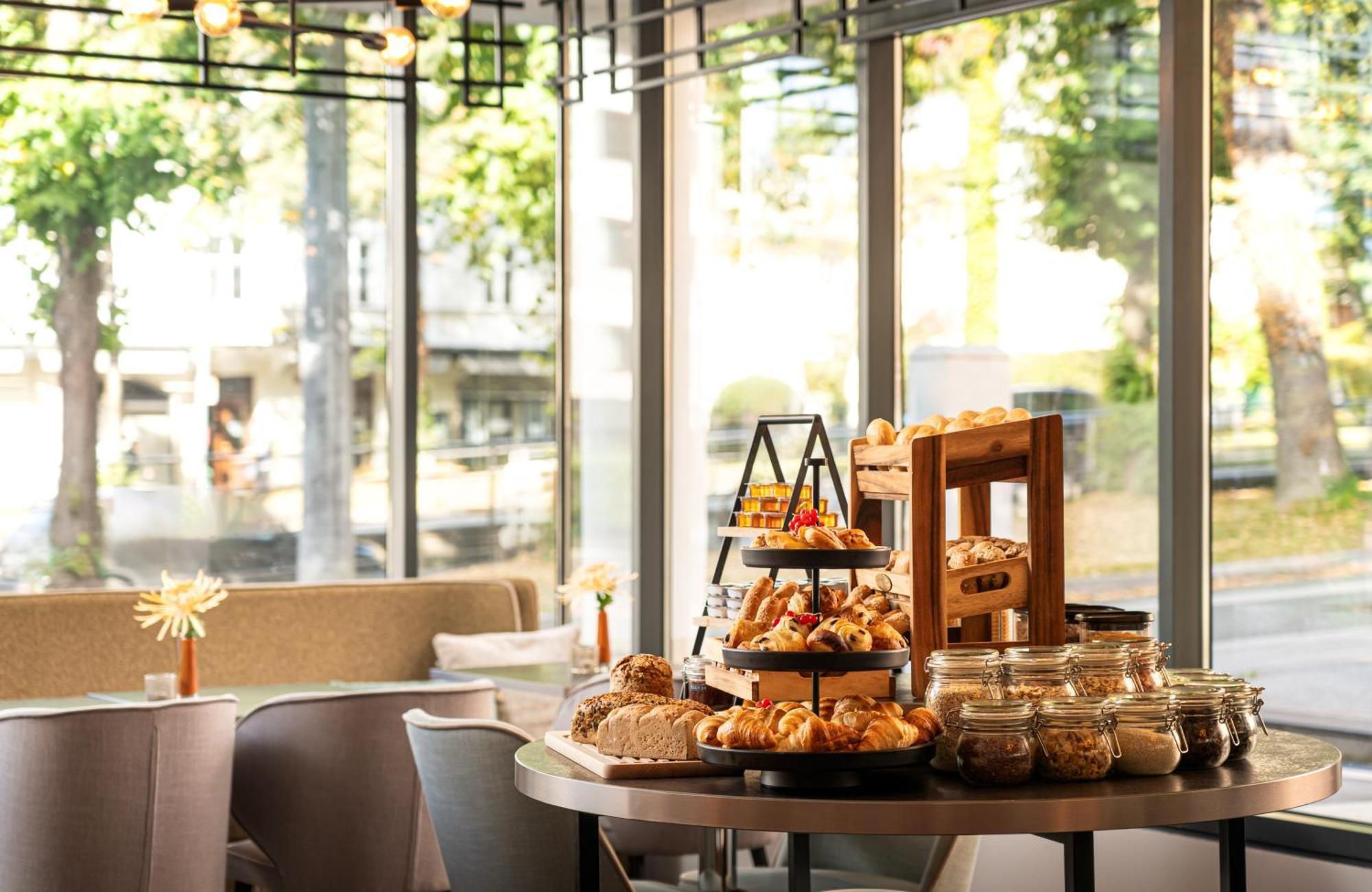 Leonardo Hotel Salzburg City Center Luaran gambar